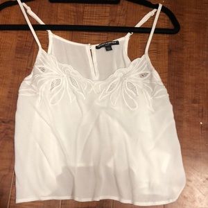 Brandy Melville white flower lace tank top